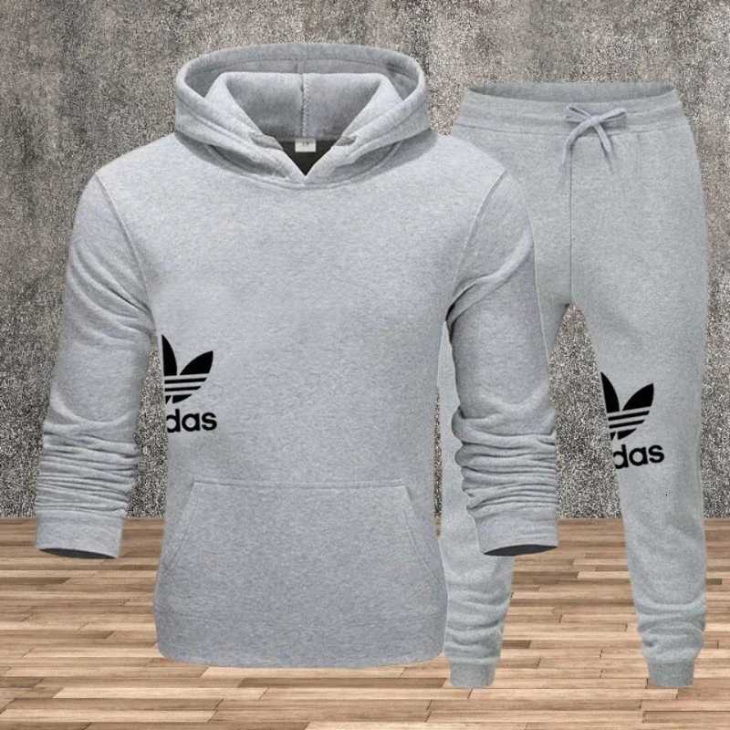 Mens sweatshirt set autumn and winter fitness fashion jogging exercise set autumn and winter fashion comfort feature two-piec M251201