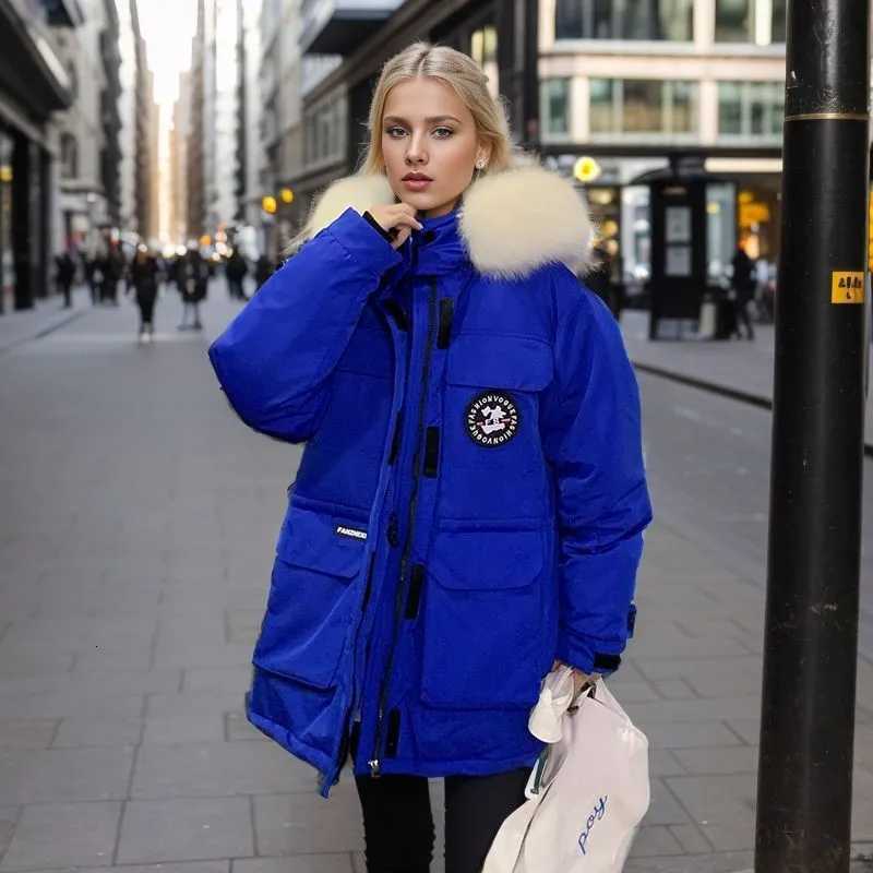 Womens Padded Jacket 2025 Winter Female Thicken Outdoor Jacket Fur Collar Hooded Warm Cotton Jacket Womens Parkas CoatsT251201