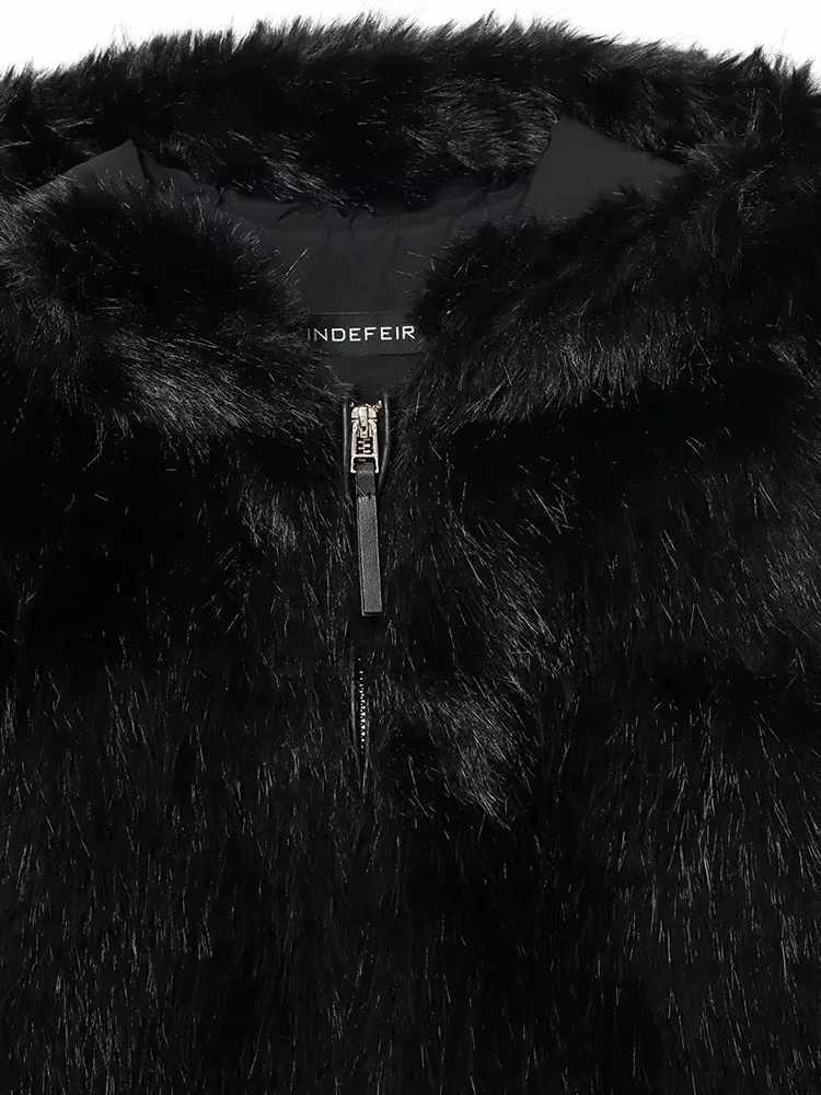 Women 2025 Winter New Hooded Short Faux Fur Jacket O Neck Womens Furry Jacket Long Sleeves Plush Coat Stylish Streetwear TopT251201