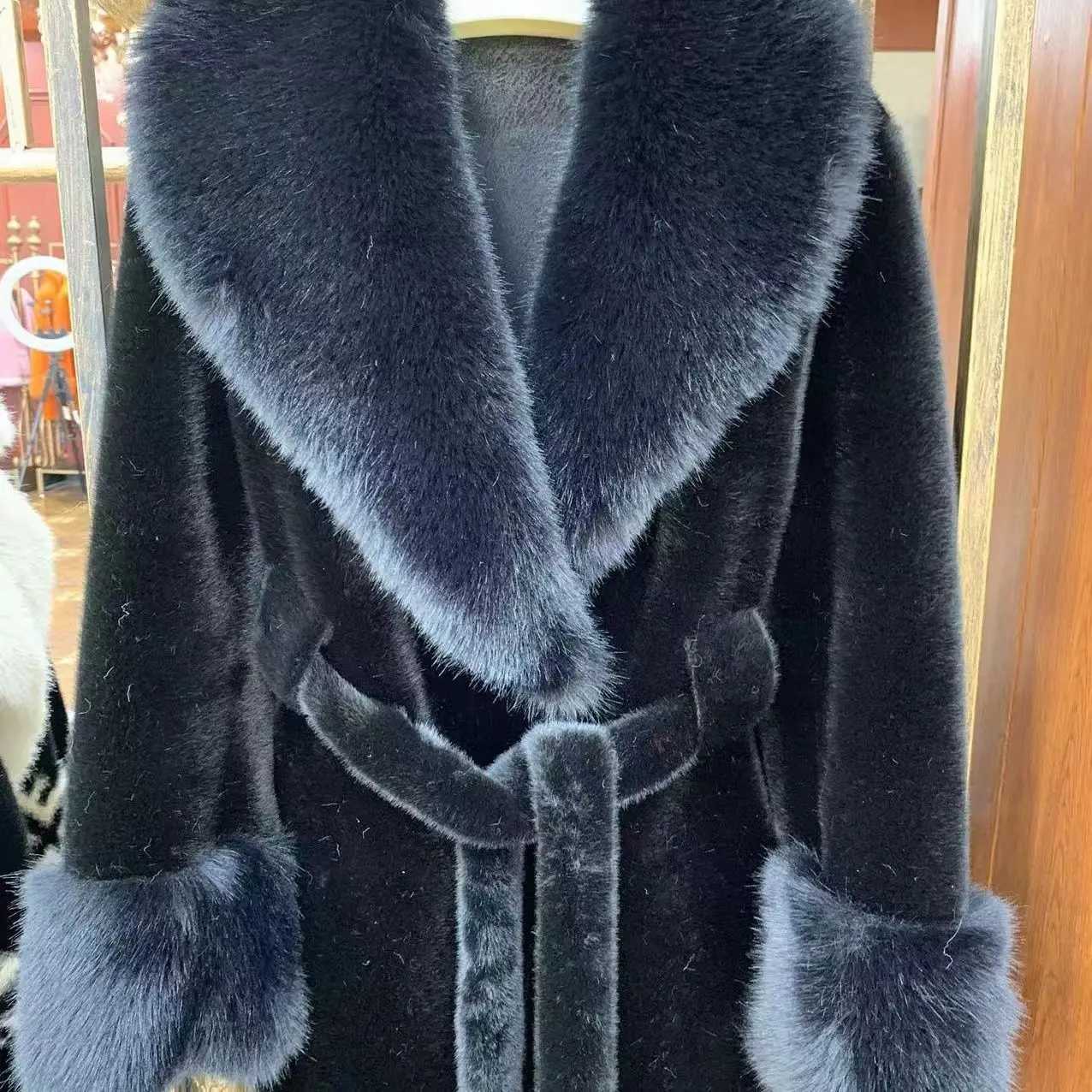 New Fashion Big Fur Collar Long Fur Jacket Women Winter Coat Environmentally Friendly Thick Faux Fox Fur Coat Women ClothingT251201