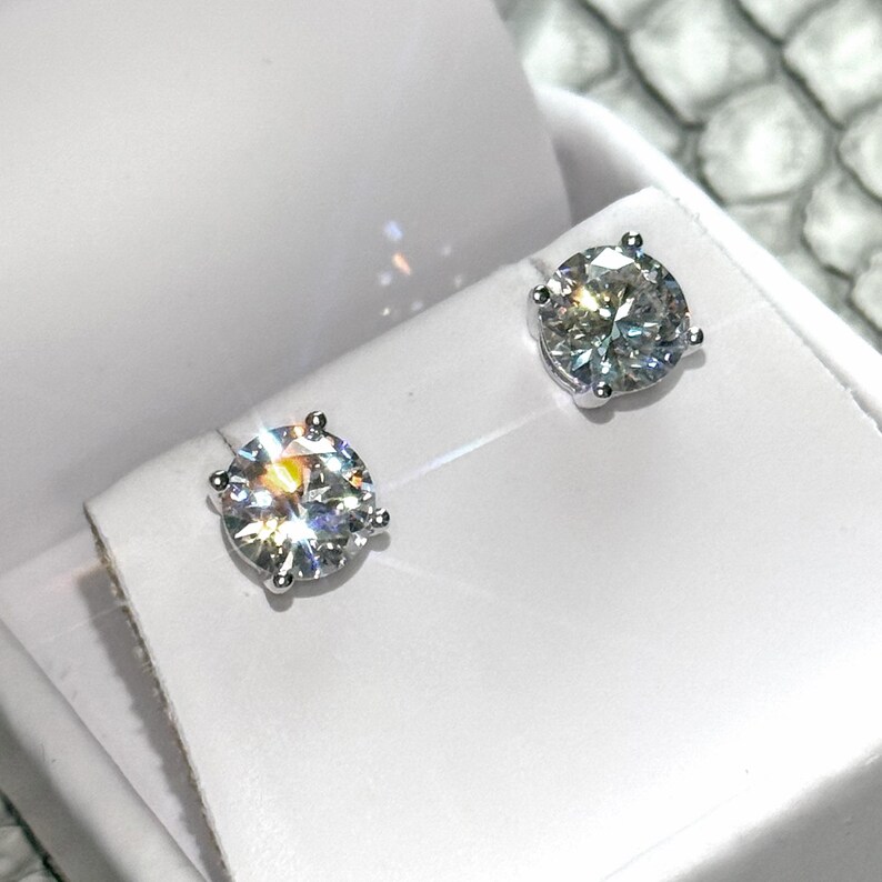 moissanite earrings Sterling Silver Diamond Stud Earrings 2ct Genuine D Color Moissanite for Ladies Gentlemen 925 Silver Earring Jewelry