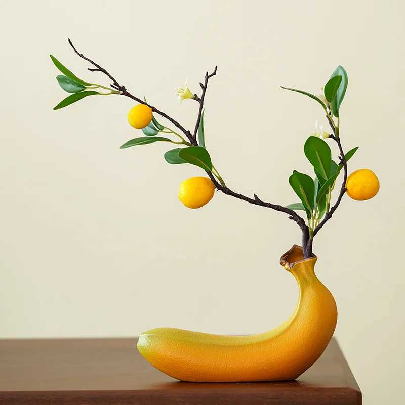 Creative Banana Vase Ceramic Vase Simated Fruit Ornaments Flower Arrangement Accessories Terrarium He Decoration Accessories Y251201
