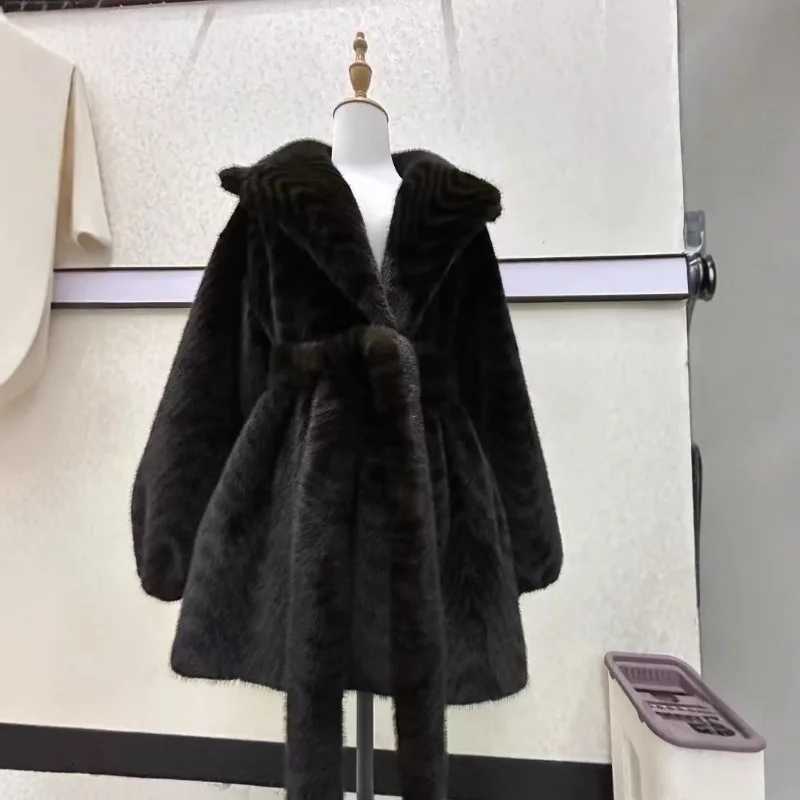 New Luxury High Quality Fur Coat Women Thickened Warm Winter Mink Faux Fur Fashion Belted Hooded Jacket Long Sleeves Top TrendyT251201