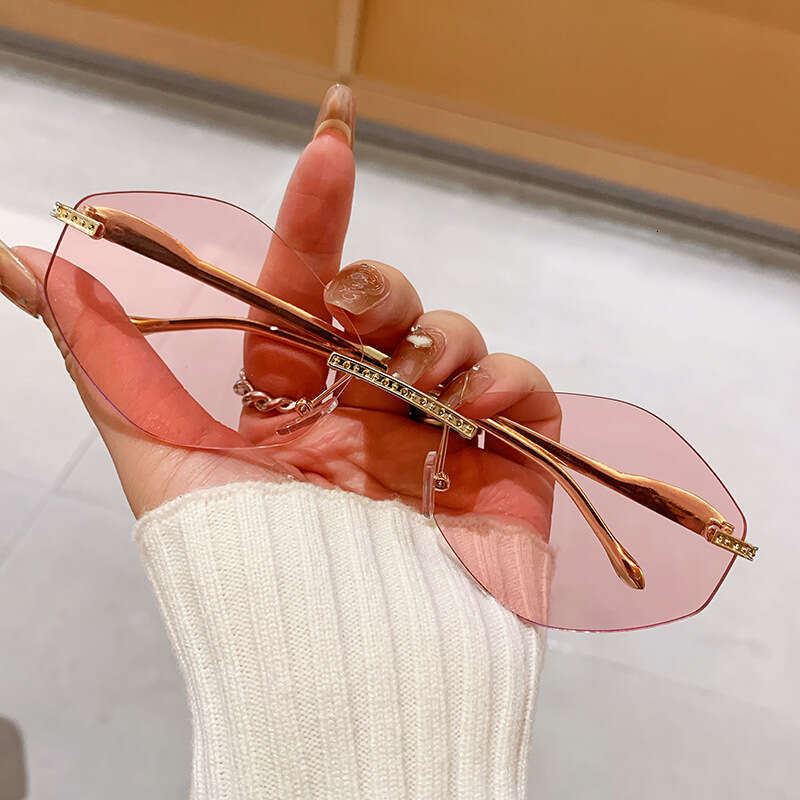 Designer European and American INS Xiaohongshu Same Style Frameless Diamond-Shaped for Women Fashion Metal Sunglasses Trendy Men Cross-Border