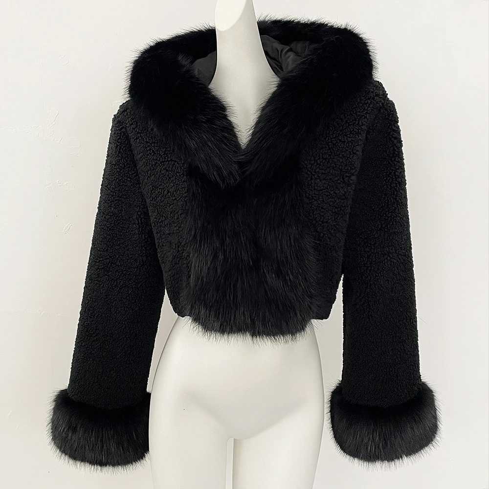 Fur Coat Eco-friendly Lamb Fur Jacket Female Autumn Warm Thick Faux Fur Artificial Winter Clothing Women Hooded Short Fur CoatT251201