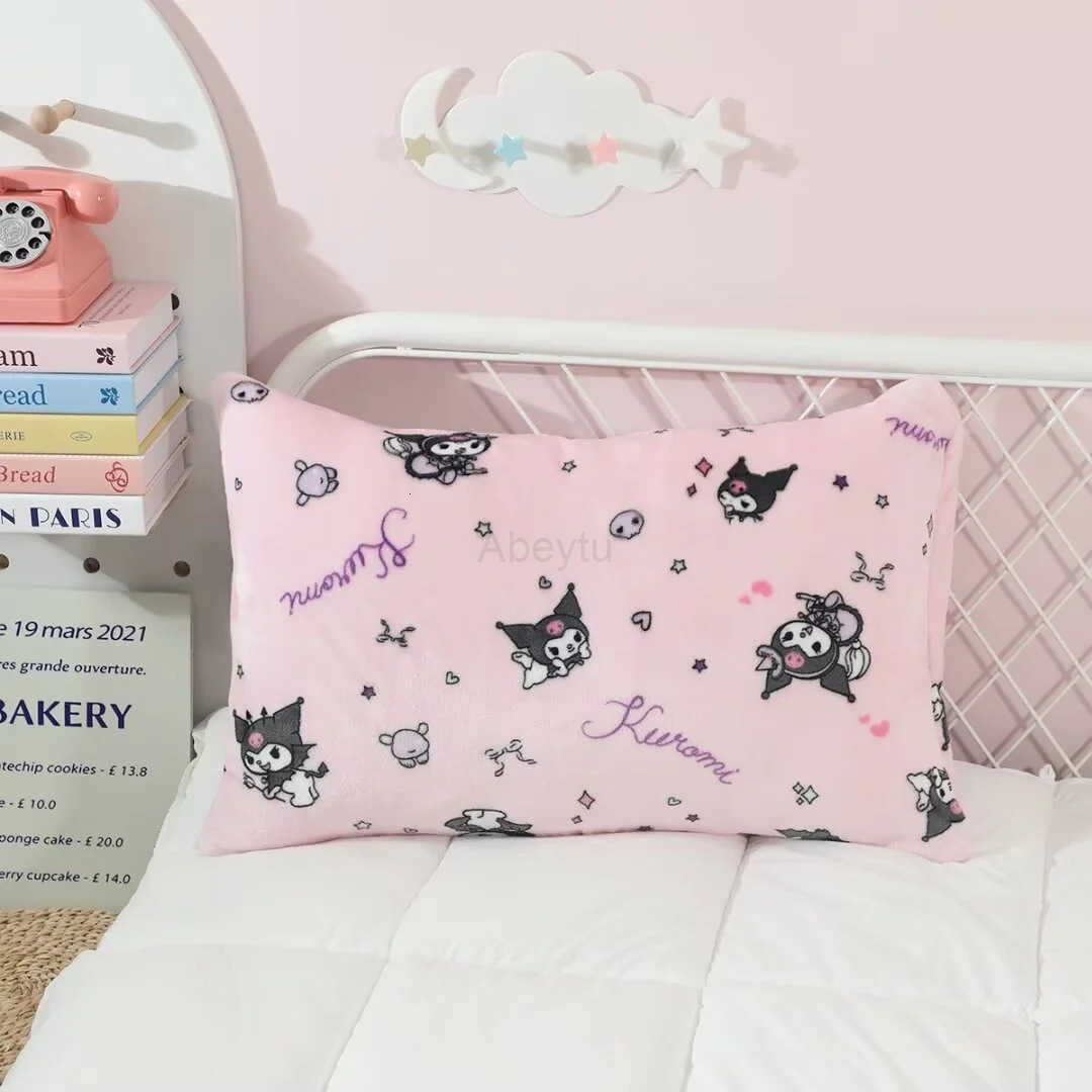 Sanrio Pink Kuromi Blanket Warm Flannel Blanket Pillowcase Comfortable Cartoon Pattern Printing Blanket Bedspread Bedroom Sofa Bed Girl H251201