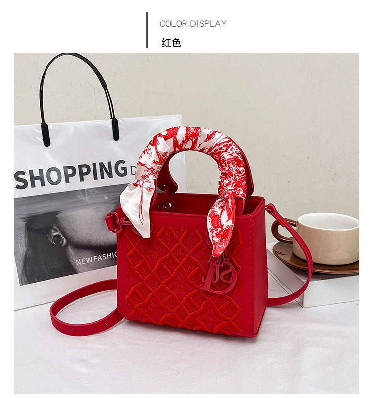 Heavy industry embroidery diamond checkered Davis bag high-end crossbody bag versatile fashion silk scarf shoulder handbag