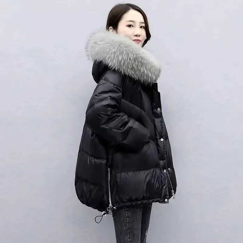2025 Winter New Warm Down Cotton Jacket With Large Fur collar Hooded Coat Loose Women Thicken Parker Puffer Overcoat Casual wearT251201