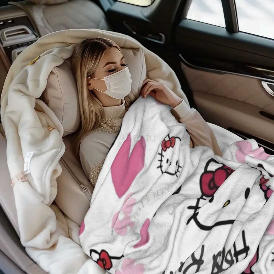 Sanrio hellos kittys Throw Blanket for Couch Soft Cozy Plush Blanket 50x60 Inches Multiple Sizes Bedspreads for All Seasons H251201