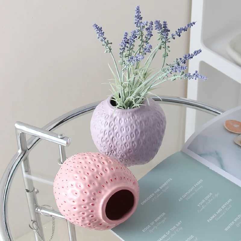 Ceramic Vase Artificial Strawberry Vase Fruit Cartoon Strawberry Flower Pot Terrarium Flower Vase He Decoration Accessories Y251201