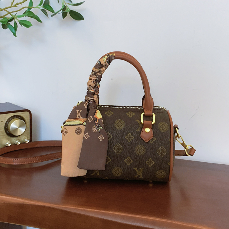 Free Shipping Fall New Letter Print Boston Handbag Senior Feel Retro Shoulder Cross-Body Bag Trend