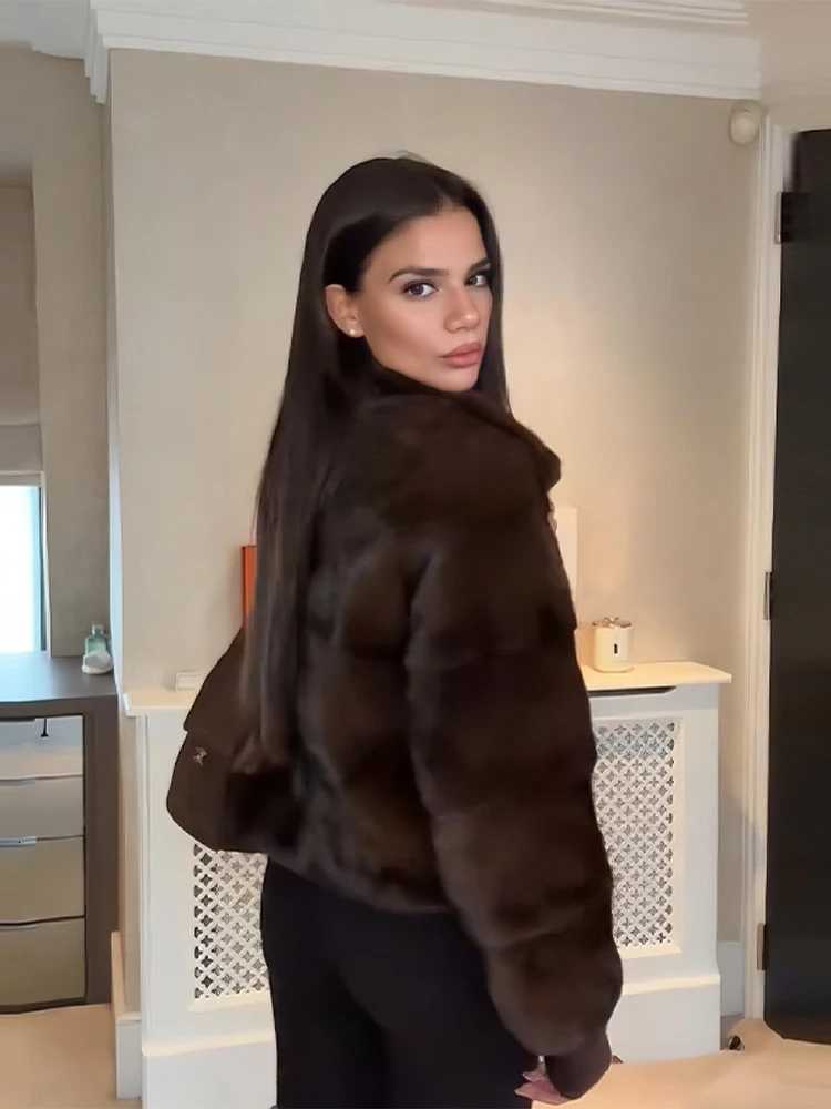 Autumn Winter Vintage Brown Faux Fur Jacket For Women High Neck Long Sleeve Crop Furry Coat 2025 New Lady Trendy Warm OutwearsT251201