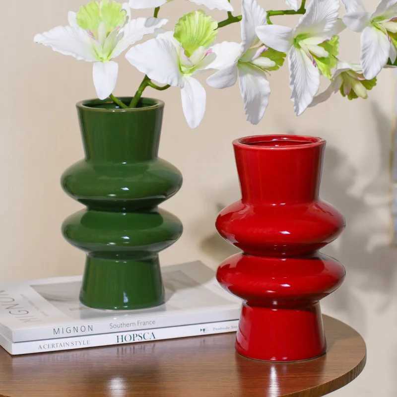 748 Inch Red Ceramic Vase Green Porcelain Flower Vase He Decoration Centerpiece Tabletop Vase Y251201