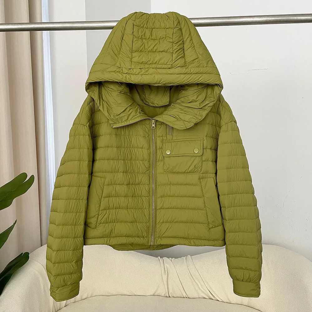 White Duck Down Jacket Women New Fashion Spring Autumn Light Down Coat Warm Puffer Jacket Casual European Clothing FemaleT251201
