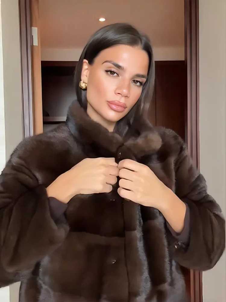 Autumn Winter Vintage Brown Faux Fur Jacket For Women High Neck Long Sleeve Crop Furry Coat 2025 New Lady Trendy Warm OutwearsT251201