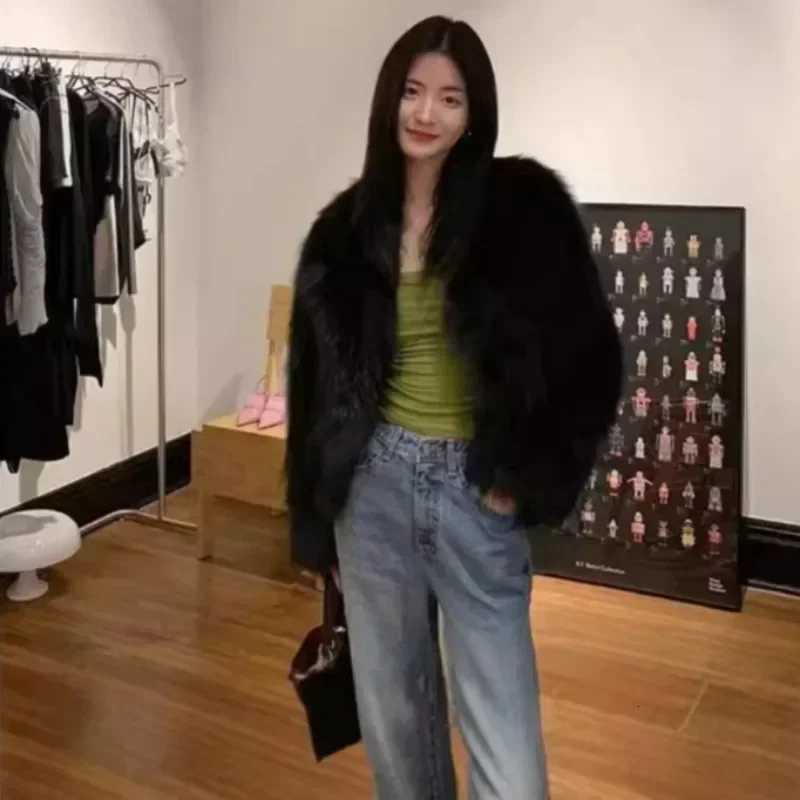 Faux Fur Coat Women Clothing Y2K Autumn New Fashion Casual Imitation Fox Fur Jacket Crop Loose All Match Warm Female WinterT251201