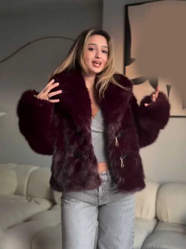 HH Female New Winter Lapel Artificial Fur Thickened Warmth Light Luxury Fashion Retro Temperament Women Short Jacket 2026T251201