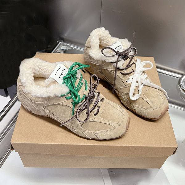 Designer women Casual shoes Winter Snow Fall Rain Fluffy Furry sneakers womens outdoor sports Walking shoe Size 35-40 Free Shiping