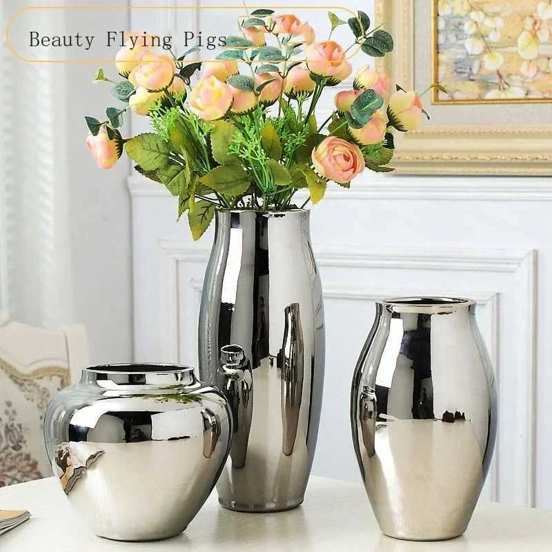 He living ro TV cabinet wine cabinet decoration ornaments simple fashion soft work art ceramic gold-plated silver vase Y251201