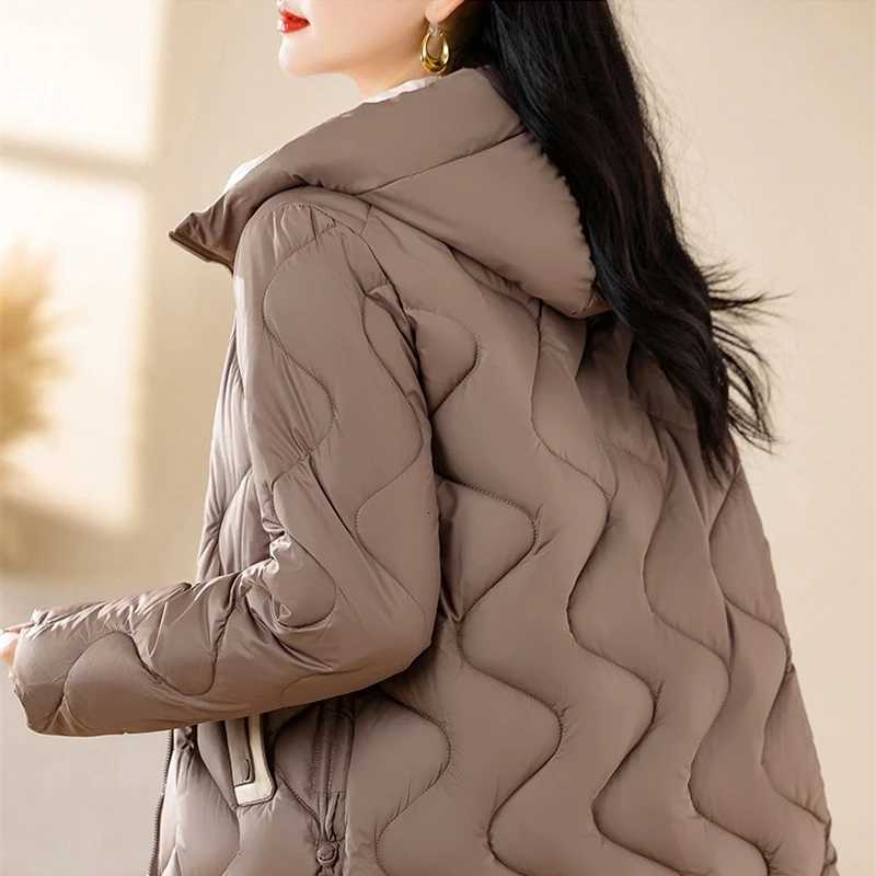 2024 New Winter Jacket Parkas Women Coat Fur Collar Hooded Overcoat Female Jacket Parka Thick Warm Cotton Padded OutwearT251201