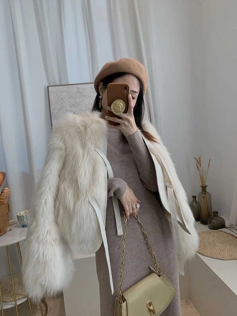 Autumn Winter Thicken Faux Fox Fur Jacket for Women 2023 Short Plush Coat Korean Loose Warm Tied Waist Outerwear Black WhiteT251201