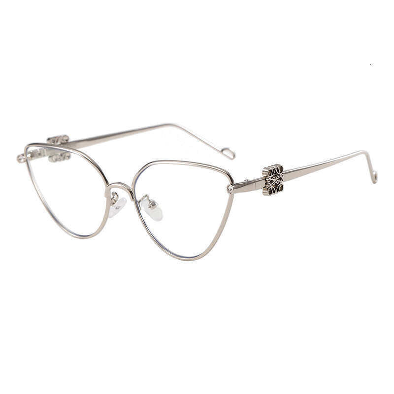 New Designer Retro Triangle Glasses Simple Metal Full Frame Fashion Cat Eye Sunglasses Unisex