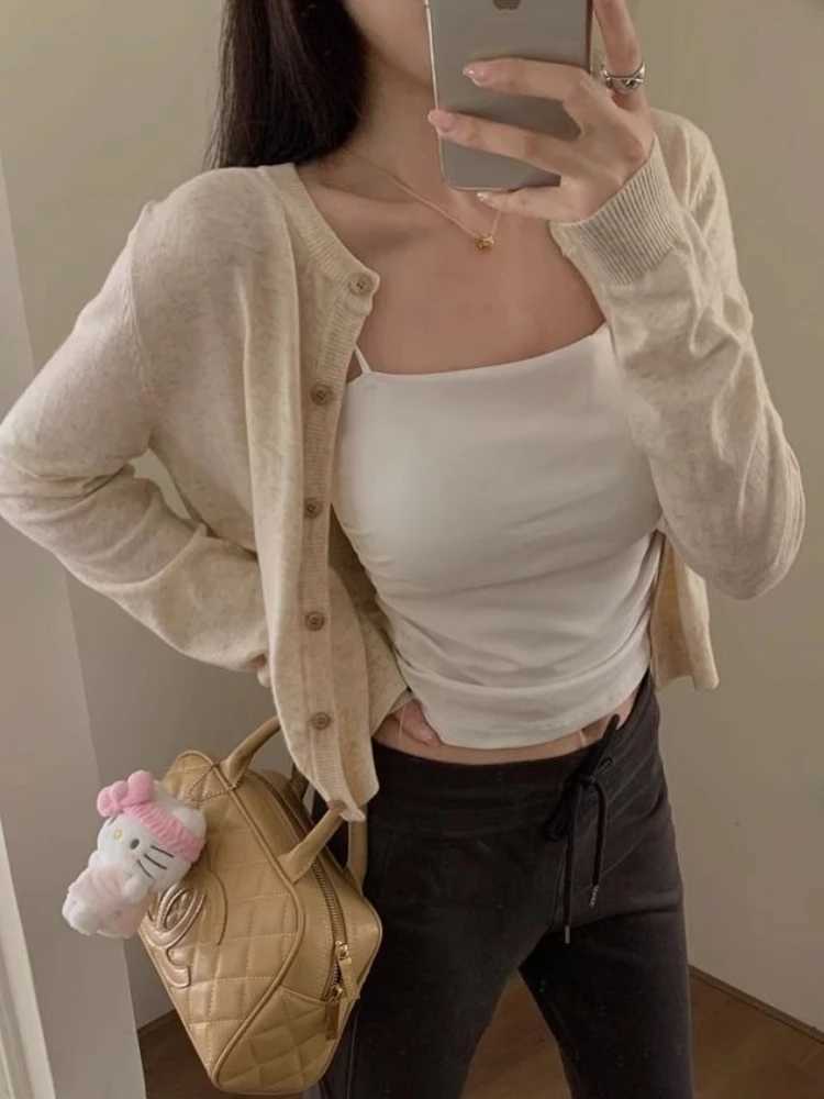 Autumn Women Elegant Slim Fit Solid Knit Top Fashion Long Sleeve O-neck Knitted Cardigan Sweater Thin Casual Button Short Coat M260306