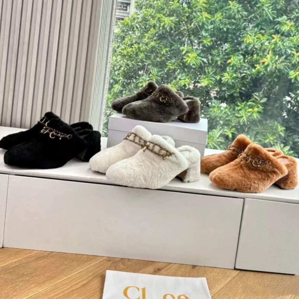 Womens charms furry wedge heels slide Designer slippers Fashion Luxury Fluffy Scuffs Australian fur wool Moccasin Mule clog sandals winter outdoor sports walk shoe