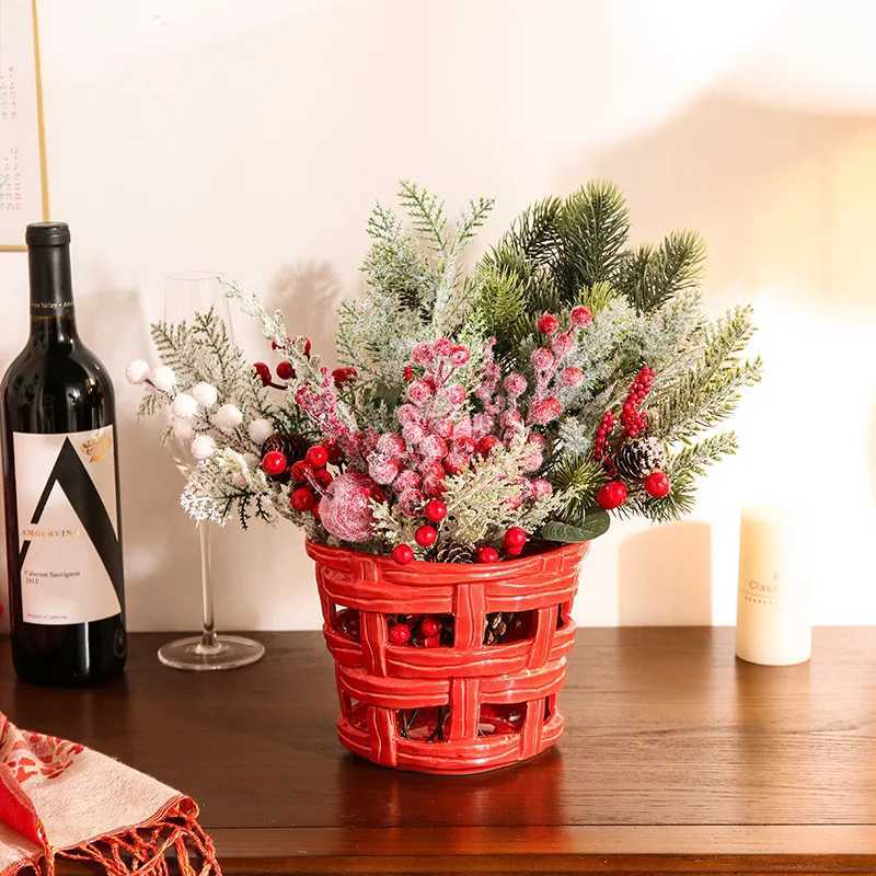 Red Love Ceramic Vase High-grade Ins High-value Flower-arranging Table Top-grade Vase He New Year Decoration Ornaments Y251201