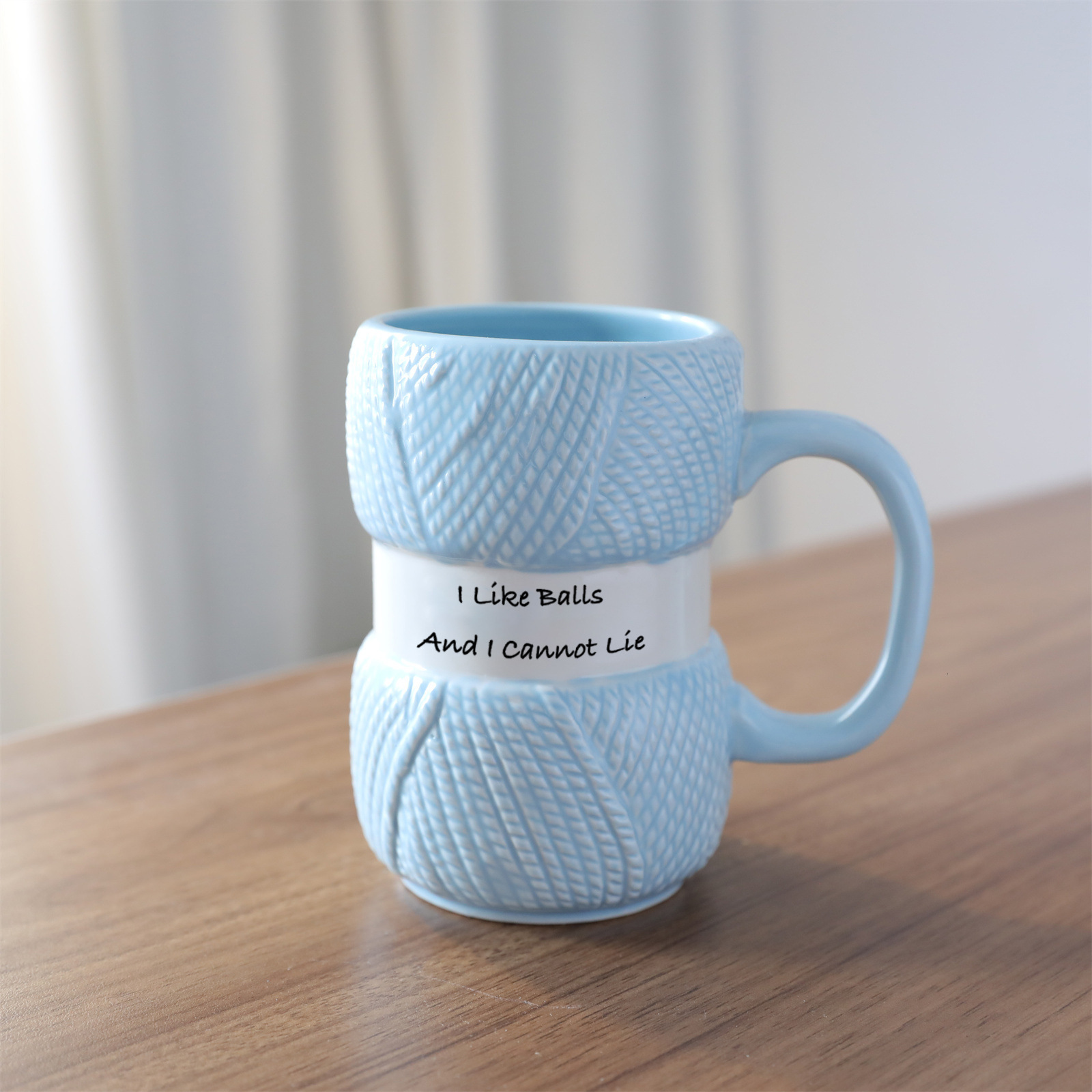 Novelty knitted gift mug colored yarn ball mug or Mothers Day gift 240903