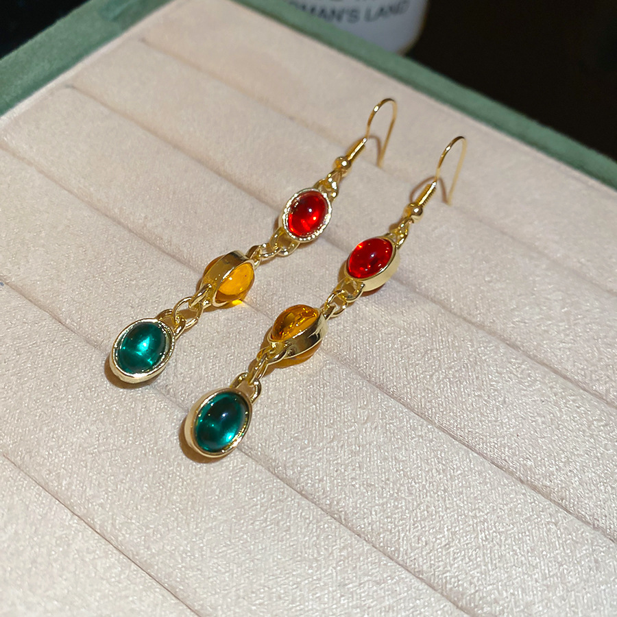 Dopamine Oval Bracelet Ear Hook Necklace Vintage Elegant High-end Jewelry Set Light Luxury Versatile Accessories for Women - view 6
