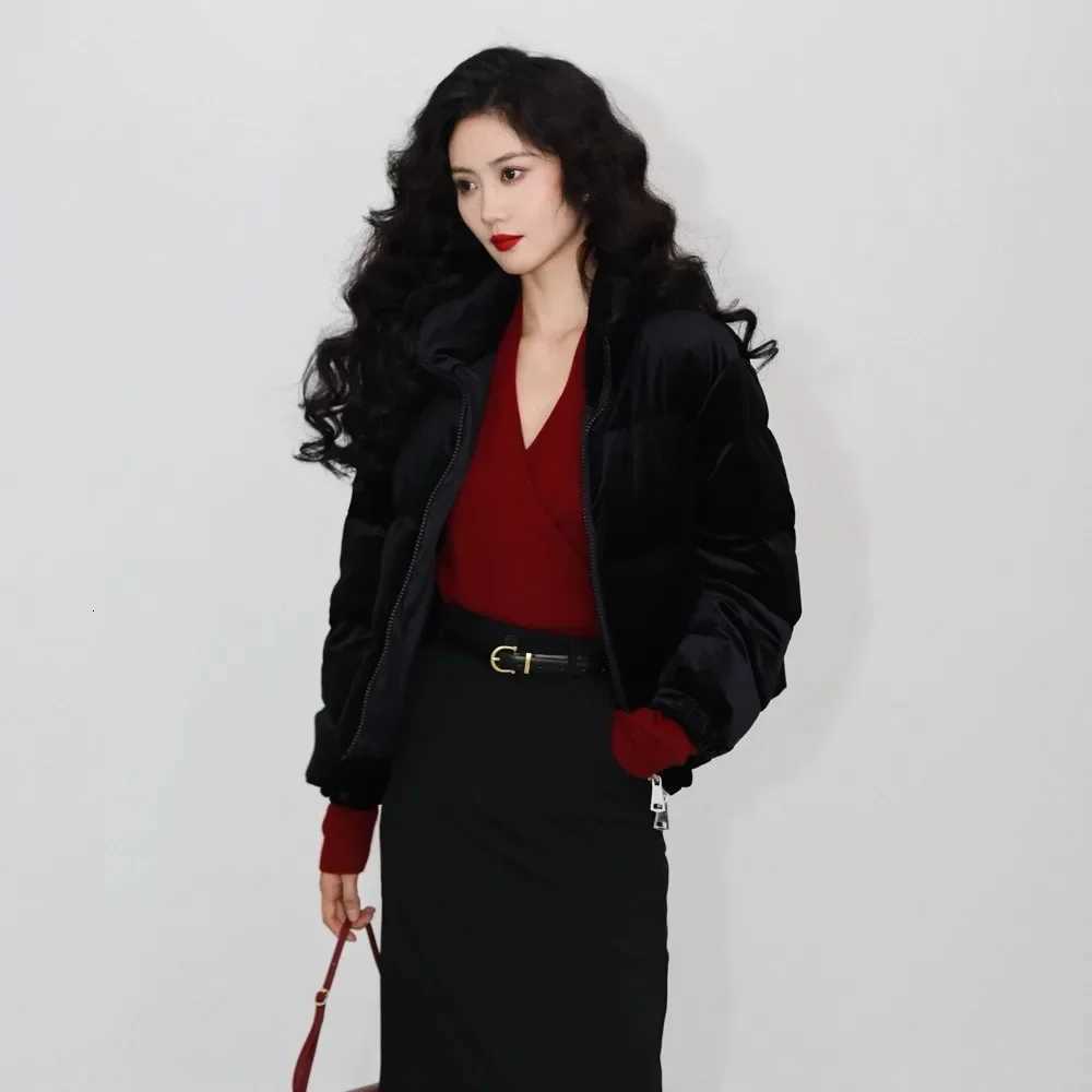 2025 Warm Velvet Down Coat Stand Collar Puffer Jacket Zipper Down Jacket Vintage for Women Trend Luxury Oversize Outerwear ChicT251201