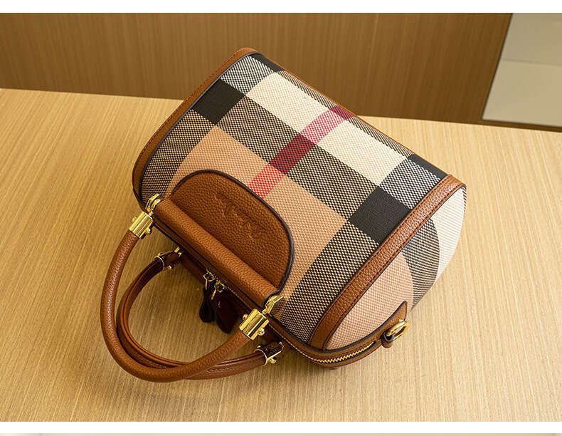 2024 New Brand Plaid Texture Canvas Cross-border Genuine Leather Women's Crossbody Handbag Pillow Bag