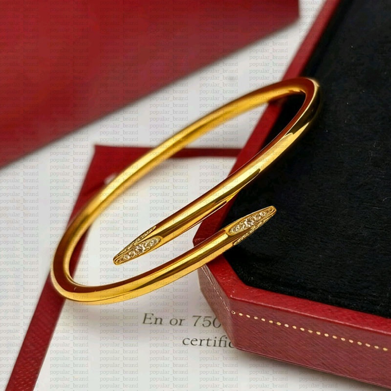 Classic Luxury Bracelet Woman Brand Designer Bracelet Stainless Steel 18K Gold Mens Bracelet Wedding Festival Gift