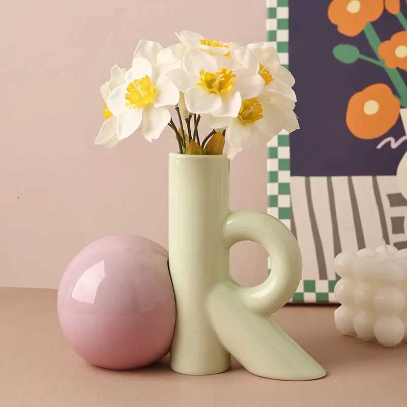 Ceramic Vase OK Letters Cartoon Abstract Cut-out Flower Vase Flower Arrangement Accessories Ceramic Handicraft Ornaments Y251201