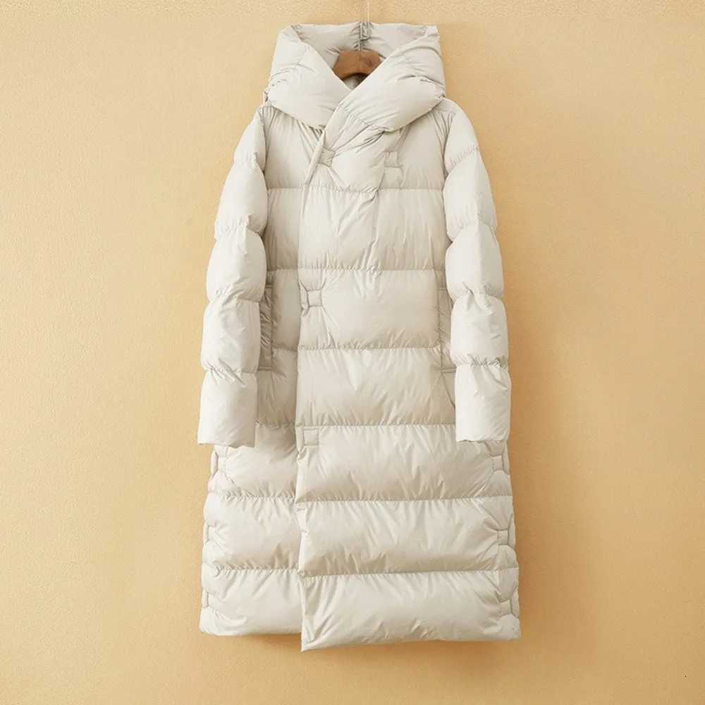 Down Jacket Women Long Hooded Parkas Coat Oversized 2024 New Fashion Lightweight Warm 90 White Duck Down Coats Winter OvercoatT251201