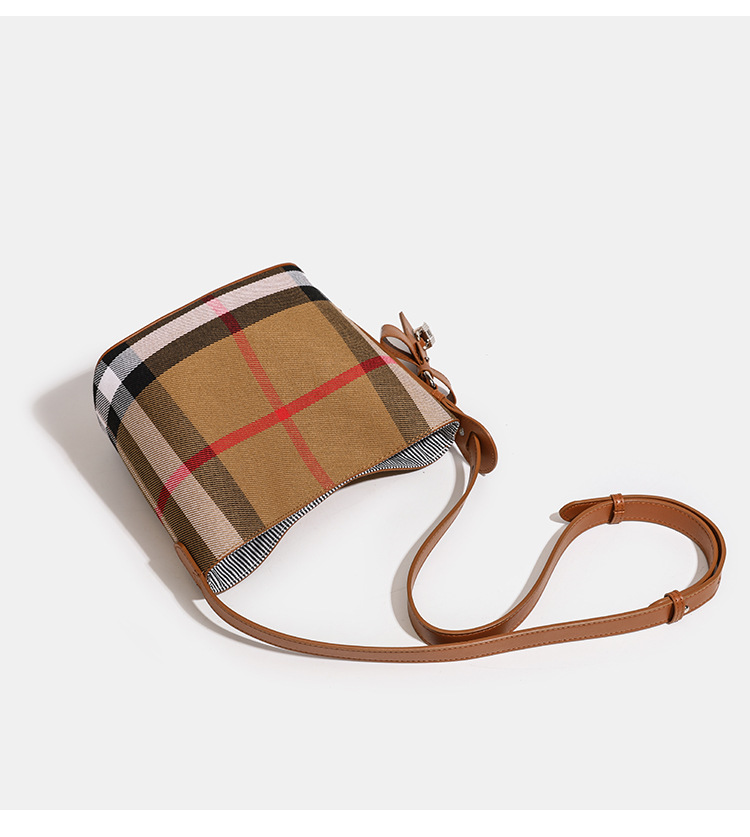 The New Type Of Plaid Cloth With Leather Bucket Bag Senior Sense Leisure Large Capacity Female Bag Plaid Hand Shoulder Bag