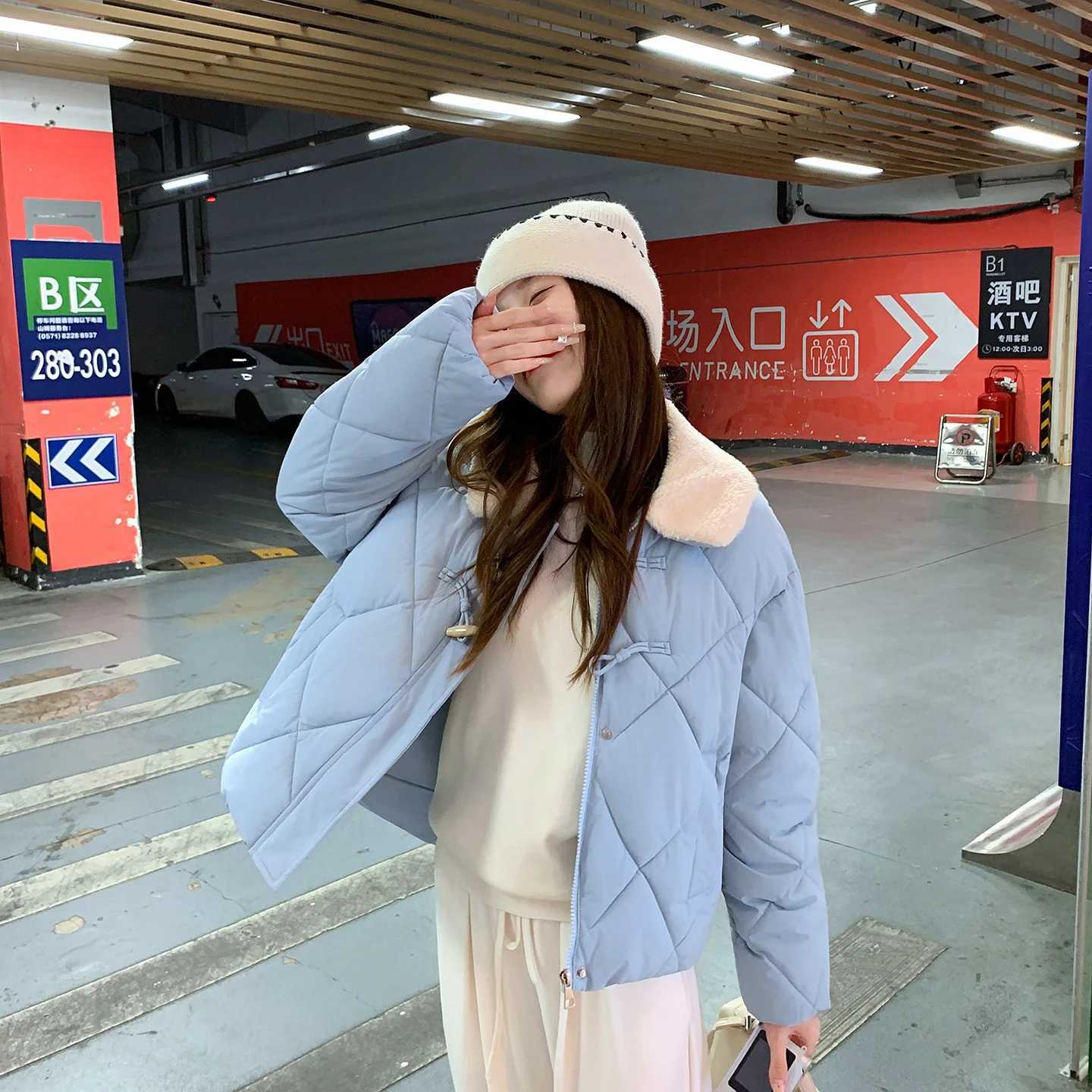 Trendy Cotton Jacket for Women 2025 New Winter Chinese Style Cotton Coat with Spliced Wool Collar Thick Coat for Warmth CoatsT251201