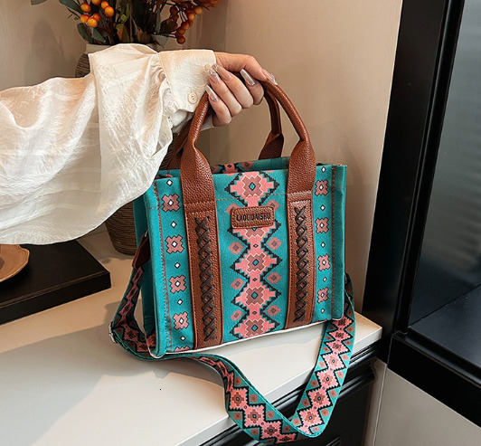 Women Handbags Western Wallet Female Shoulder Bohemian Aztec Bag Shopping Tote Large Capacity Travel 240520