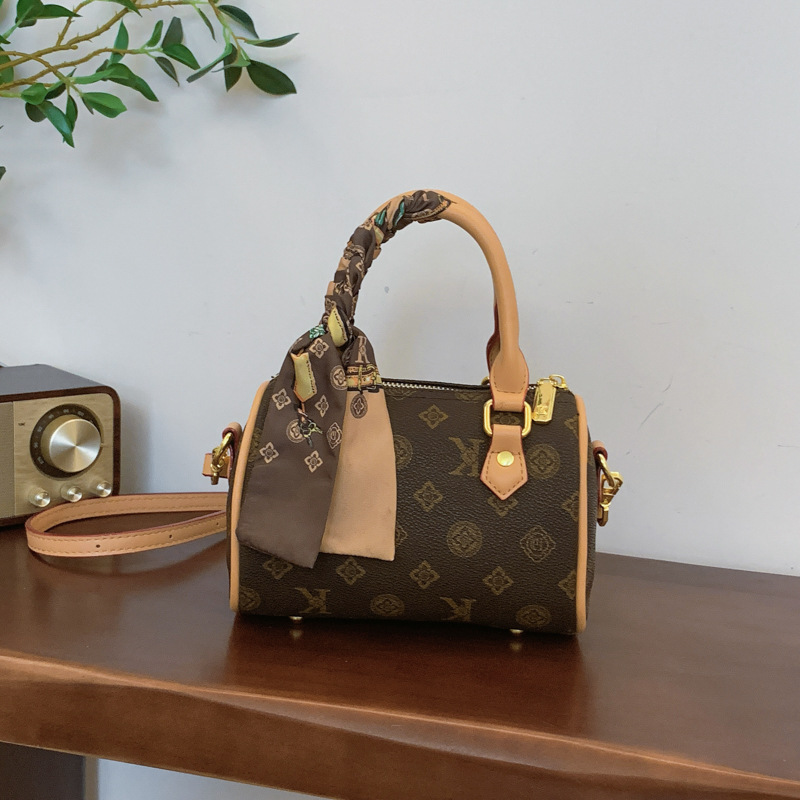 Free Shipping Fall New Letter Print Boston Handbag Senior Feel Retro Shoulder Cross-Body Bag Trend