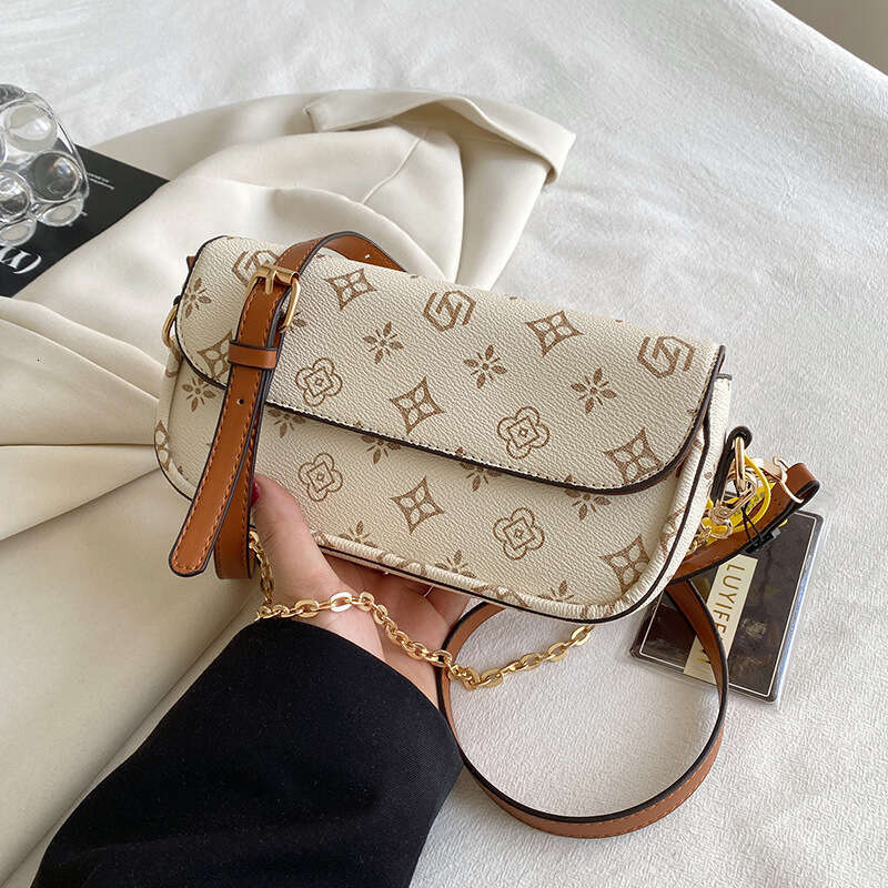 Fashion Women's 2025 New Vintage Print Small Square Commuter Versatile Crossbody Casual Shoulder Bag Trendy - view 9