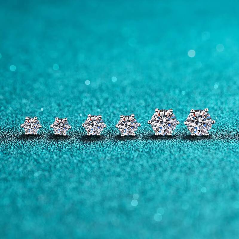 Luxurious 925 Sterling Silver Jewelry Classic Stud Earrings 1/2/4 Ct Moissanite Diamond Earrings for Women