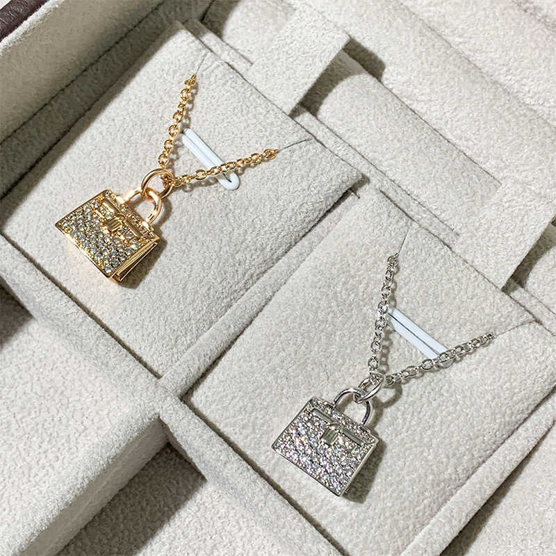 925 sterling silver lock shaped pendant necklace suitable for women pendant full cubic zirconia gold silver exquisite jewelry party X241123