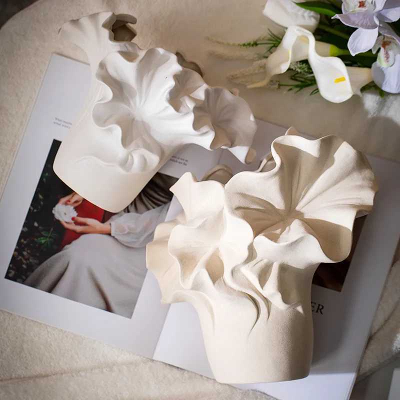 Ceramic Vase Handmade Petal Pleats Flower Vase Flower Arrangement Accessories Terrarium Flowerpot Ro Decoration Accessories Y251201