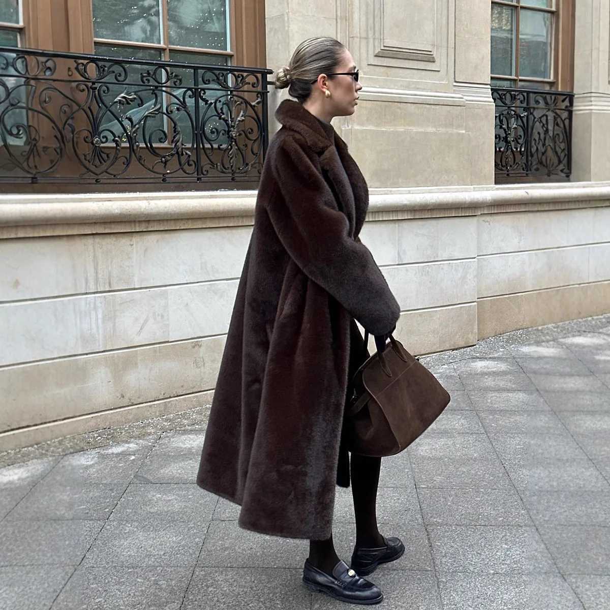 Women Belted Winter Eco Fur Coat Pure Color Furry Collar Waist-cinching Female Mink Fur Jacket Winter Designed Lady Fur CoatT251201