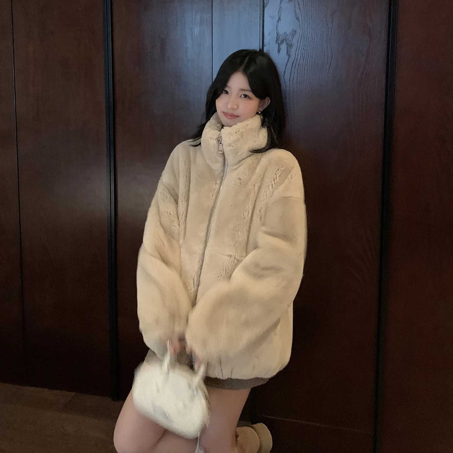 Faux Fur Coats Women Zipper Jackets Stand Collar Coat Thick Warm Y2k Streetwear Jacket Work Outerwear Autumn Winter 2025T251201