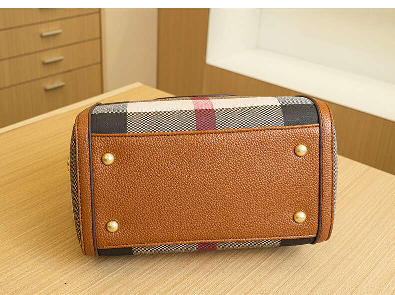 2024 New Brand Plaid Texture Canvas Cross-border Genuine Leather Women's Crossbody Handbag Pillow Bag