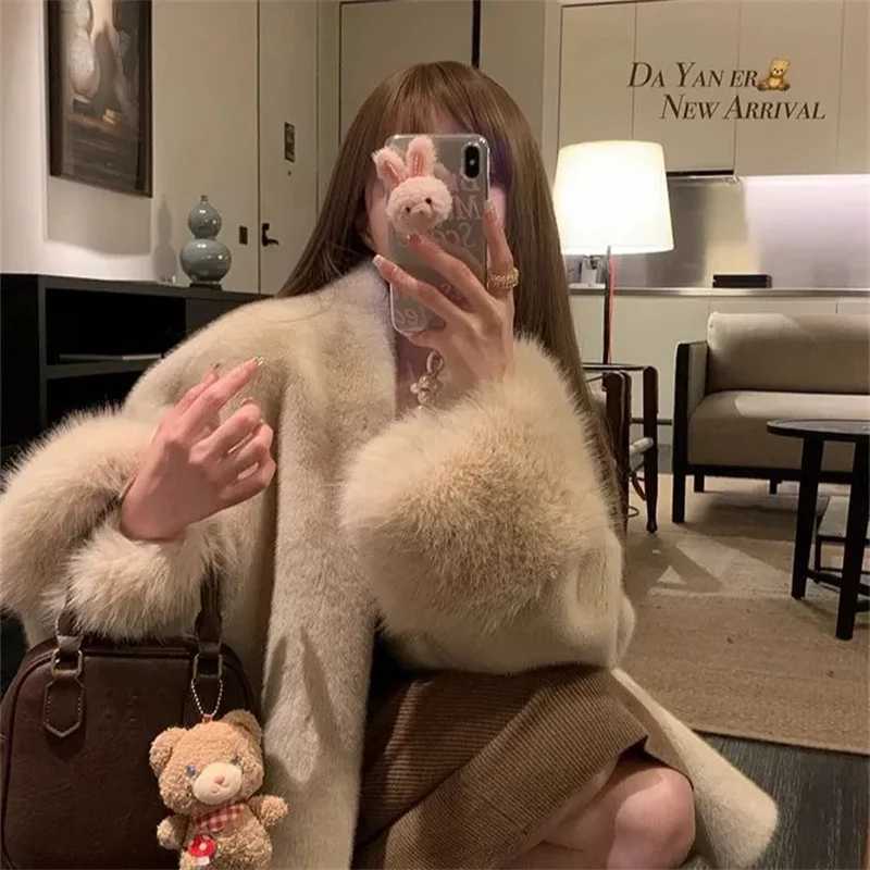 2025 Autumn And Winter New Environmentally Friendly Faux Mink Fur Coat Womens Socialite Style Loose Fit fashionable coatT251201
