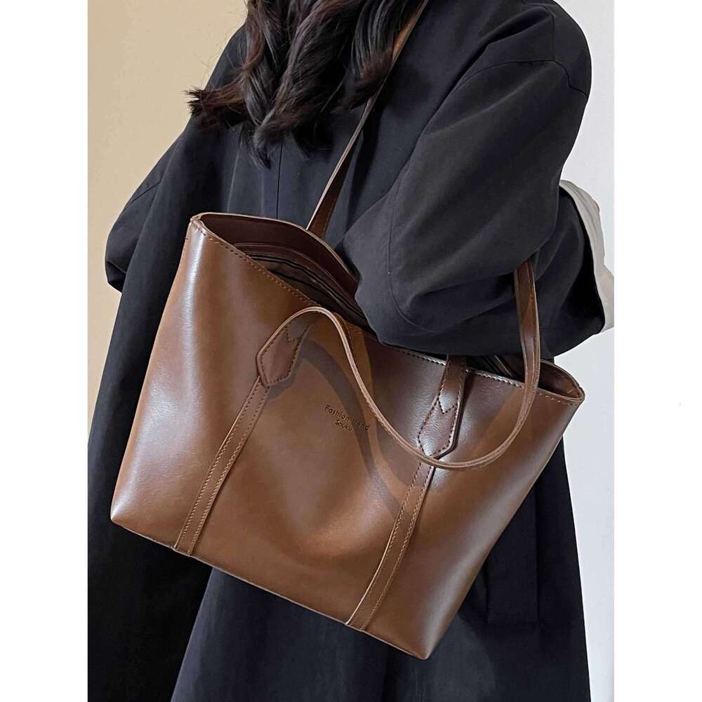 highquality large capacity for women 2025 new simple commuter shoulder early morning bestselling tote bag