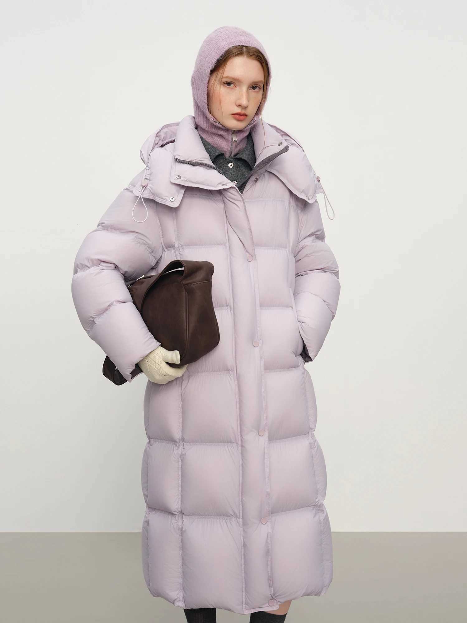 FSLE 2025 Winter New Womens Long Puffer Down Coat with Hood Two-Tone Color Block Thermal Insulated Jacket Heavy Warm OuterwearT251201